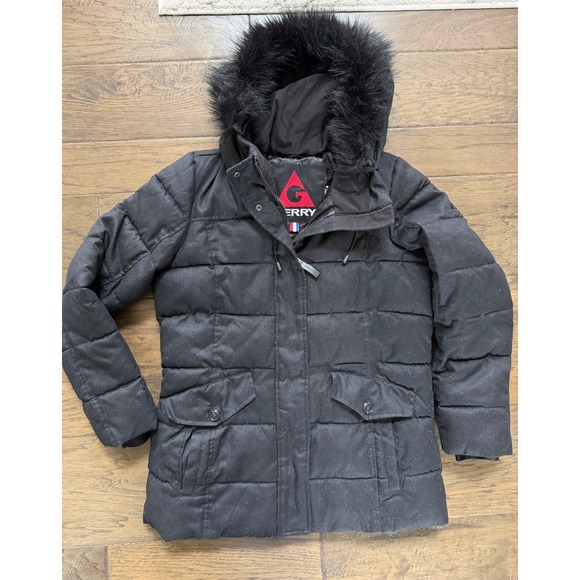 Gerry Jackets & Blazers - NWOT Gerry Black Puffer Jacket with Faux Fur Hood Size M Gorpcore